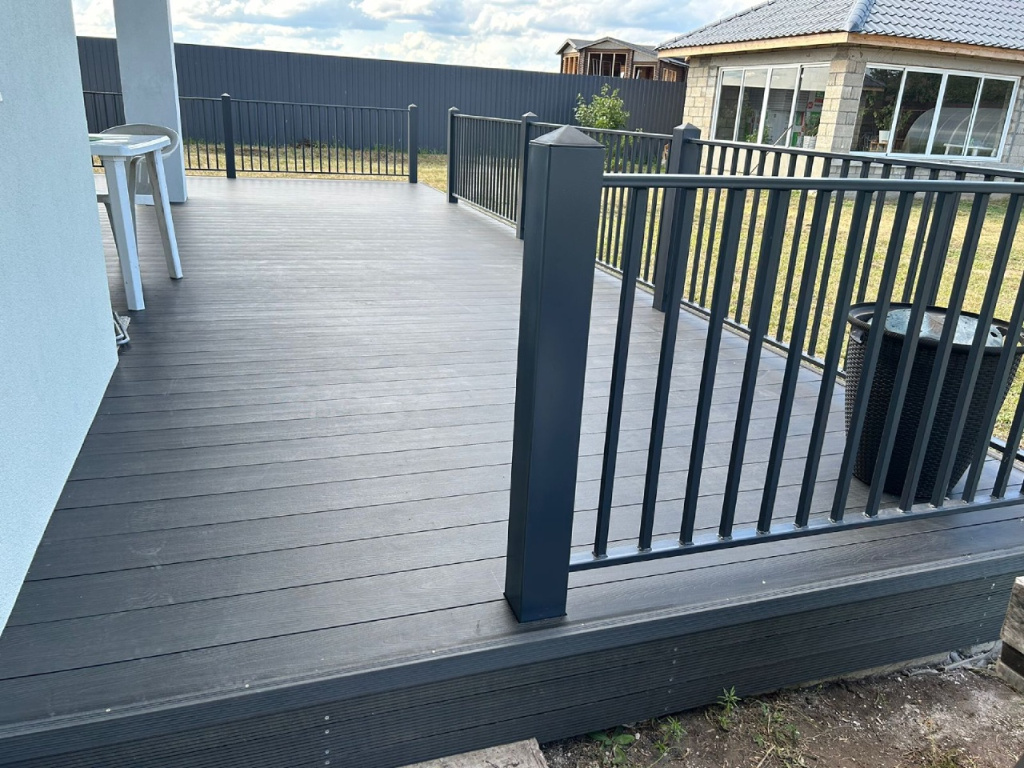 6412320583.jpg